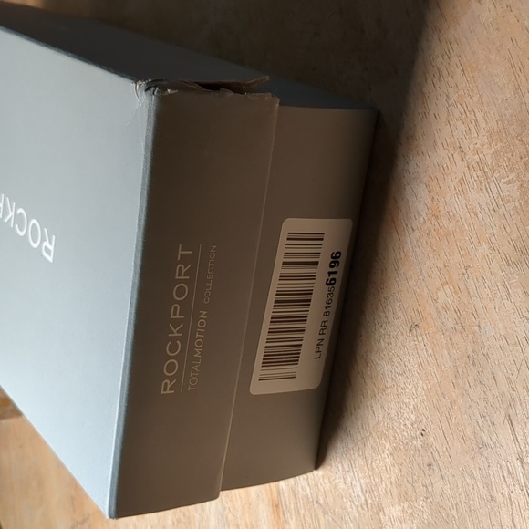 Rockport total motion heels 9.5 wide - Picture 8 of 9